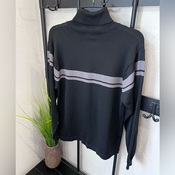 Nike turtleneck dri-fit black grey stripe size medium - Picture 6 of 16